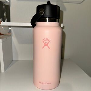 32 oz Pink Hydroflask💕